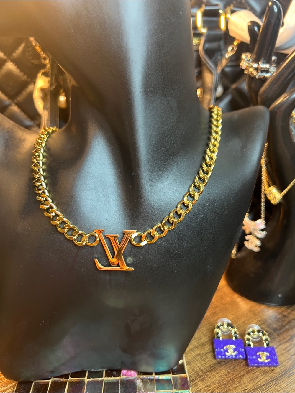 Stainless Steel Gold Chain LV Pendant Necklace - Women's Jewelry